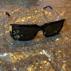 | Linda Farrow | Black Acetate Retangular Sunglasses W/Gold Temple